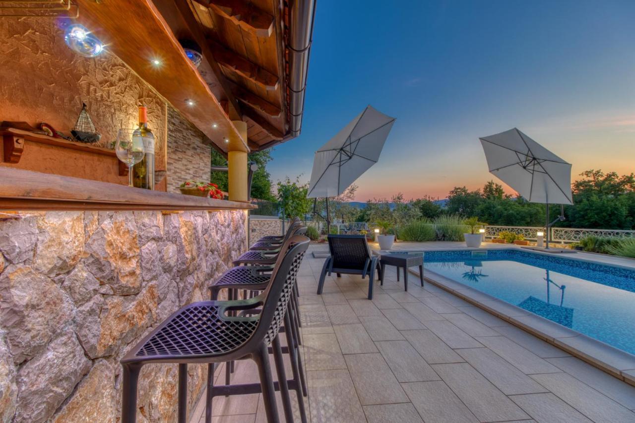 Villa Sole Omisalj ภายนอก รูปภาพ