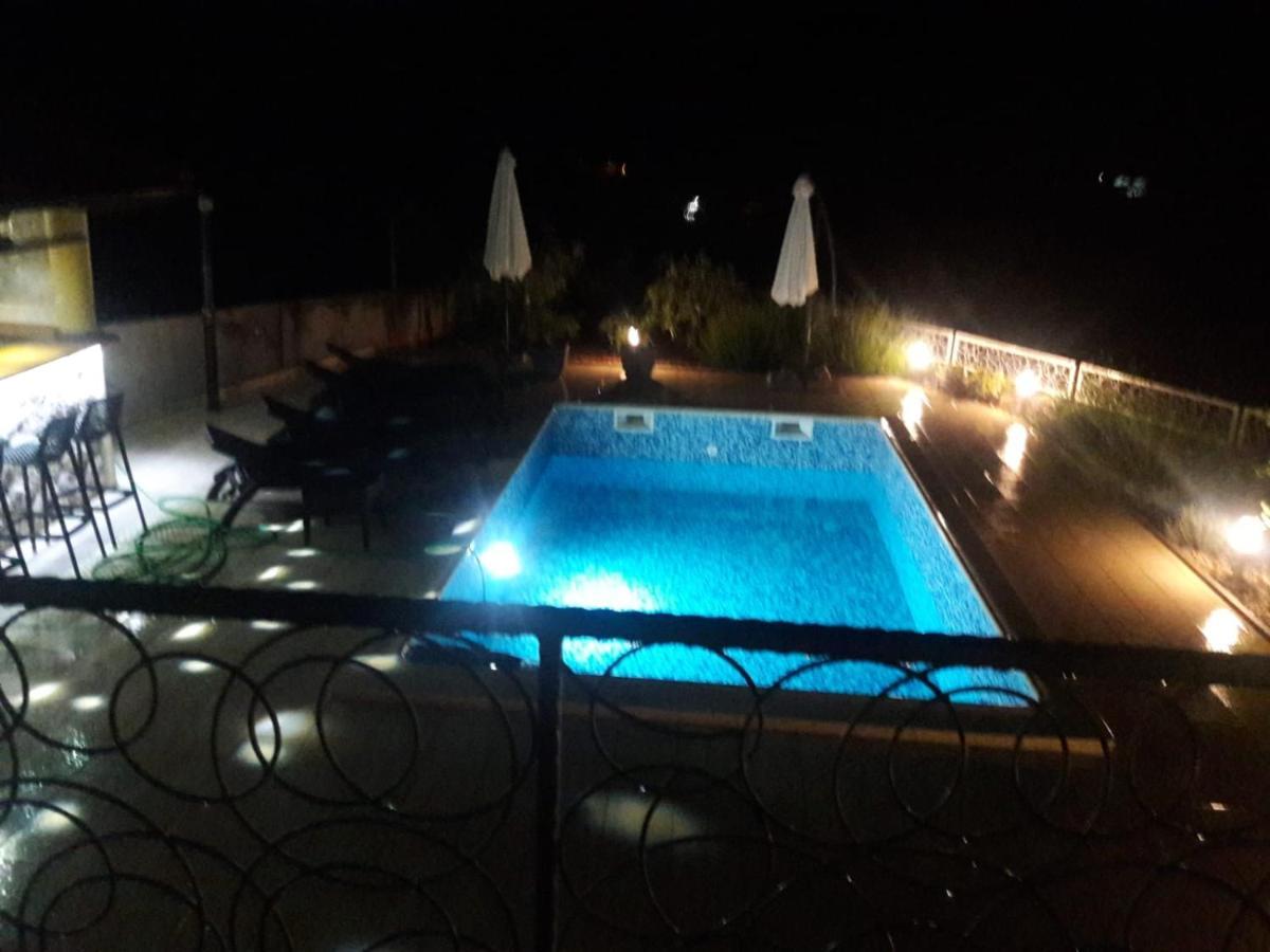 Villa Sole Omisalj ภายนอก รูปภาพ